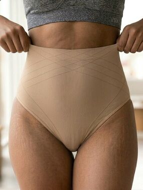 Maidenform Nude Firm Control High Waist Shapewear Thong Size Medium NWOT